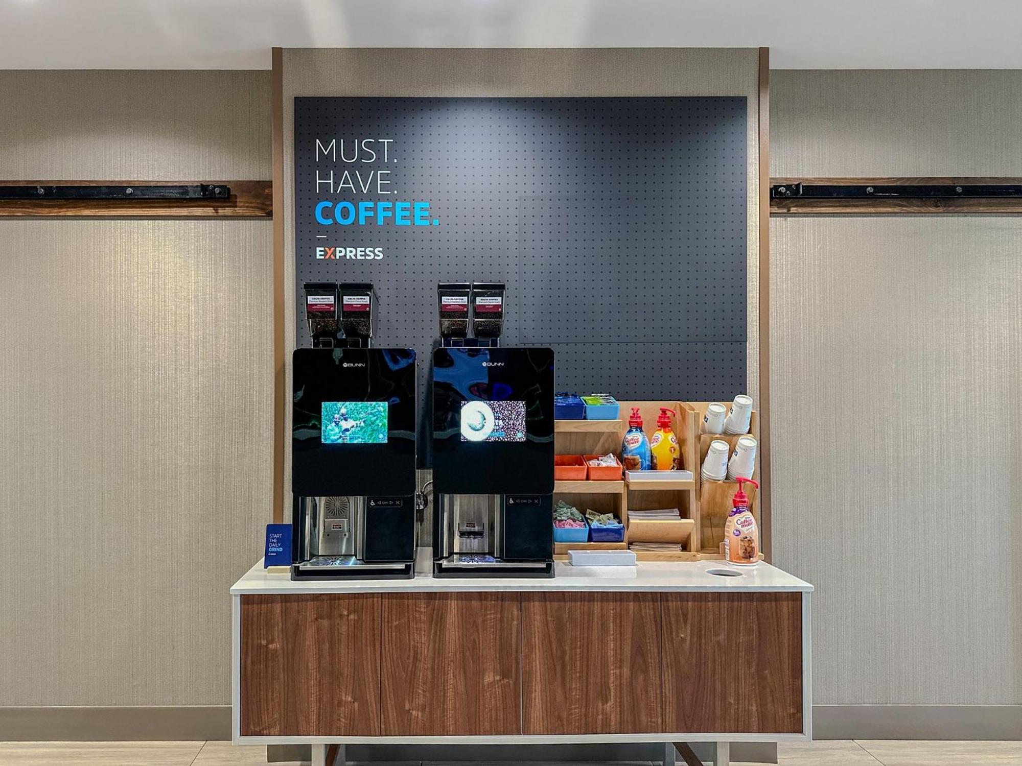 Holiday Inn Express Hotel & Suites East End By Ihg Riverhead Luaran gambar